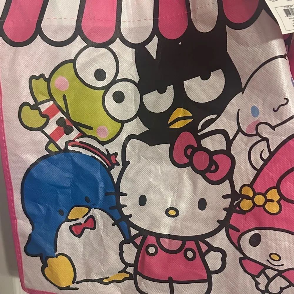 Hello Kitty Pink Tote Bag & HelloKittyNecklace - Picture 5 of 9